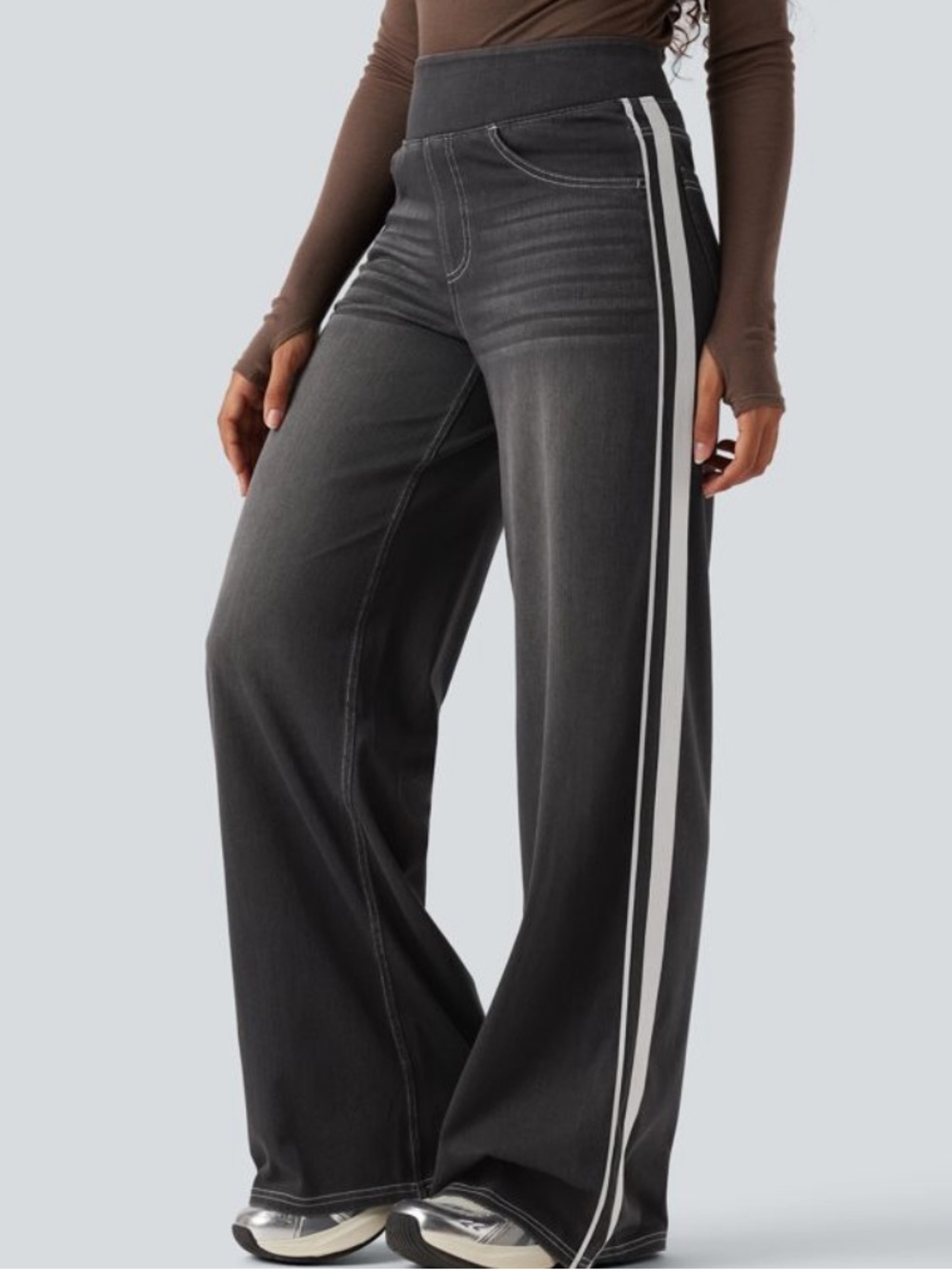 HALARA flex denim Light Black Wide-Leg Jeans with White Side Stripes